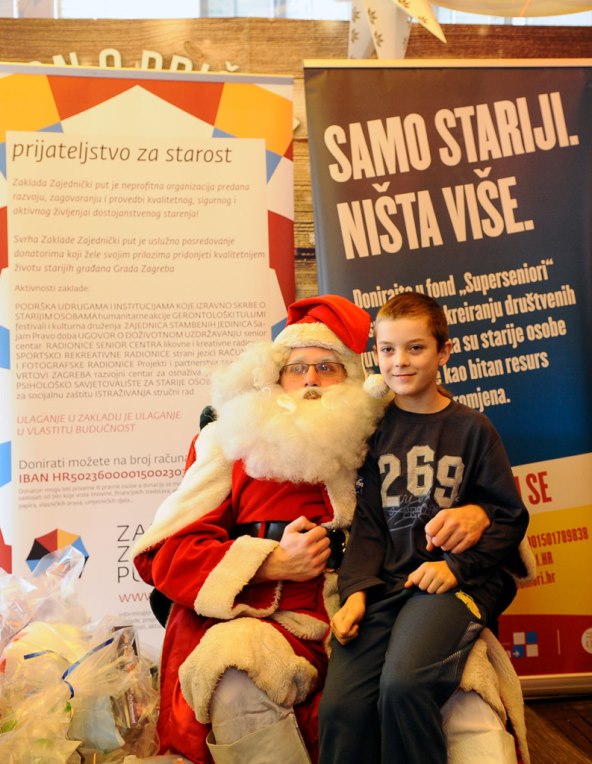 Poklon s pričom: Božićni dar oboljeloj djeci