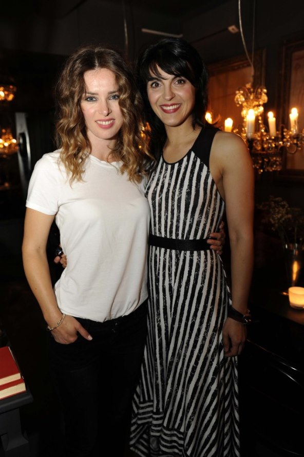 Glumice oduševila nova kolekcija nakita Deana D.