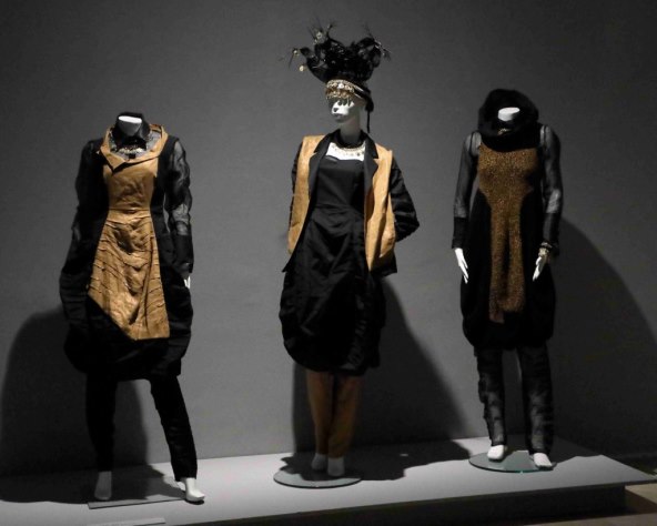 Otvorena modna izložba - 'Na iglama- modni dizajn Igora Galaša'