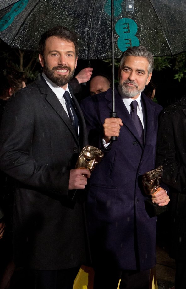 Jesu li brkovi i brada prihvatljivi na crvenom tepihu? 