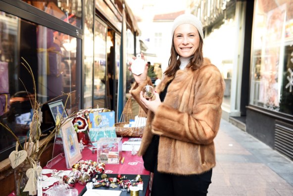Zadnja adventska subota plesom je zagrijala sve generacije