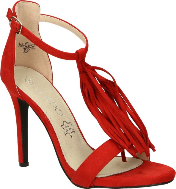 Top sandale u kojima ćete izgledati odvažno ovoga ljeta