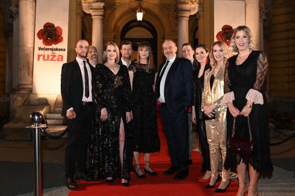 25 godina Večernjakove ruže: Nagradu za životno djelo dobio je Oliver Mlakar