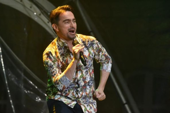 Jole s obitelji na skijanju