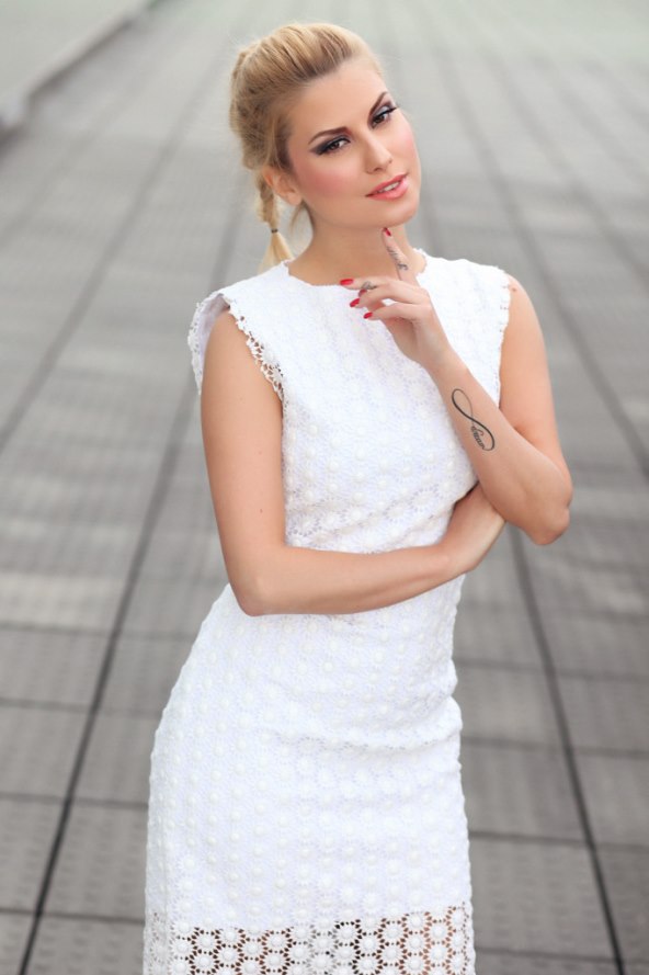 Romantična Ecija Ivušić u ljetnim haljinama Martine Felje