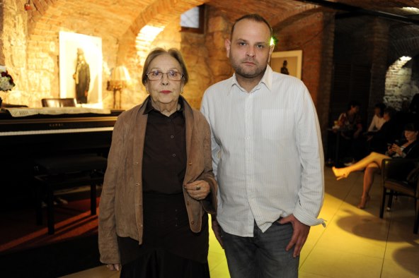 Održana svečana premijera predstave  ‘Bez trećega’ 