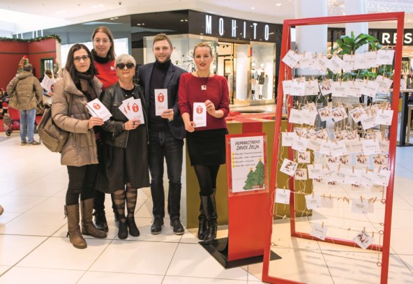 Ostvarene su želje s Humanitarnog drvca želja u Arena Centru