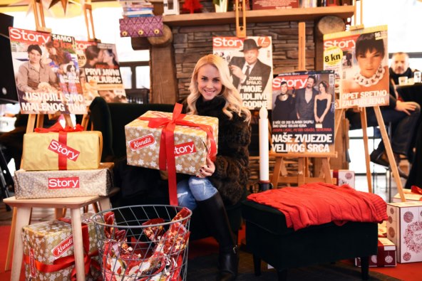 Voditeljica i glumica Mirna Maras Batinić.jpeg