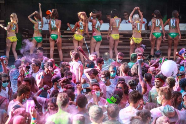 Zrće u bojama Sensationa