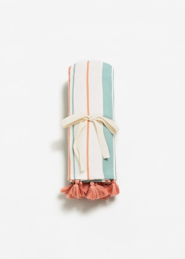 Šoping vodič: odaberite ručnik za plažu s kojim ćete se istaknuti na odmoru