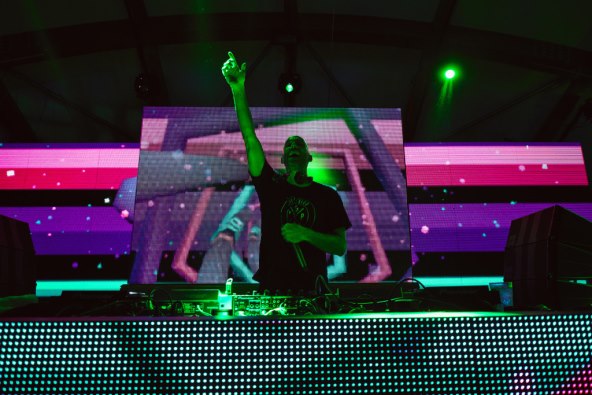 TJR - DJ koji je poslao u svijet atraktivnu razglednicu iz Hrvatske