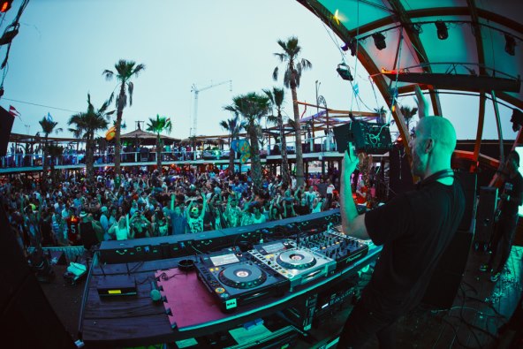 TJR - DJ koji je poslao u svijet atraktivnu razglednicu iz Hrvatske