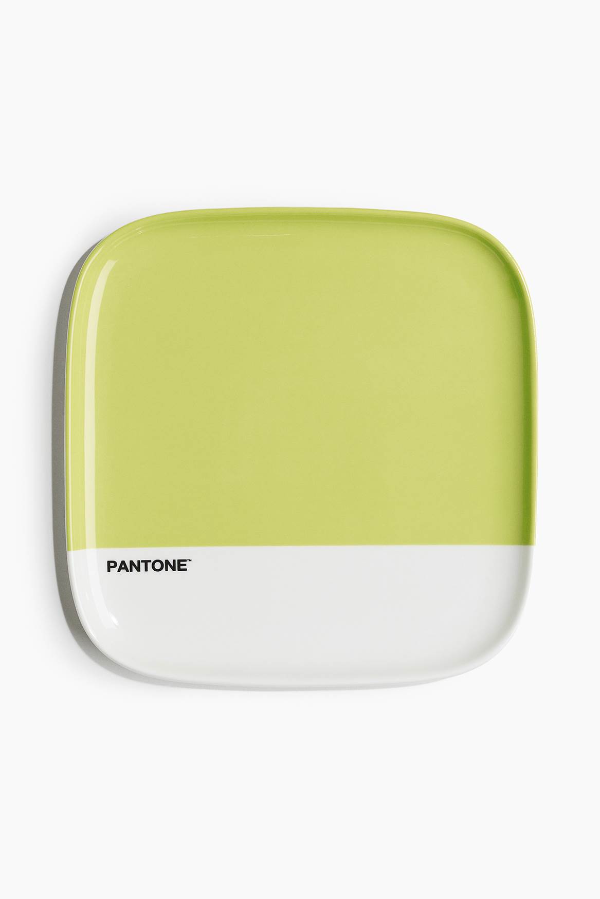 Odlična nova HM Home x Pantone kolekcija tanjura, zdjela i čaša
