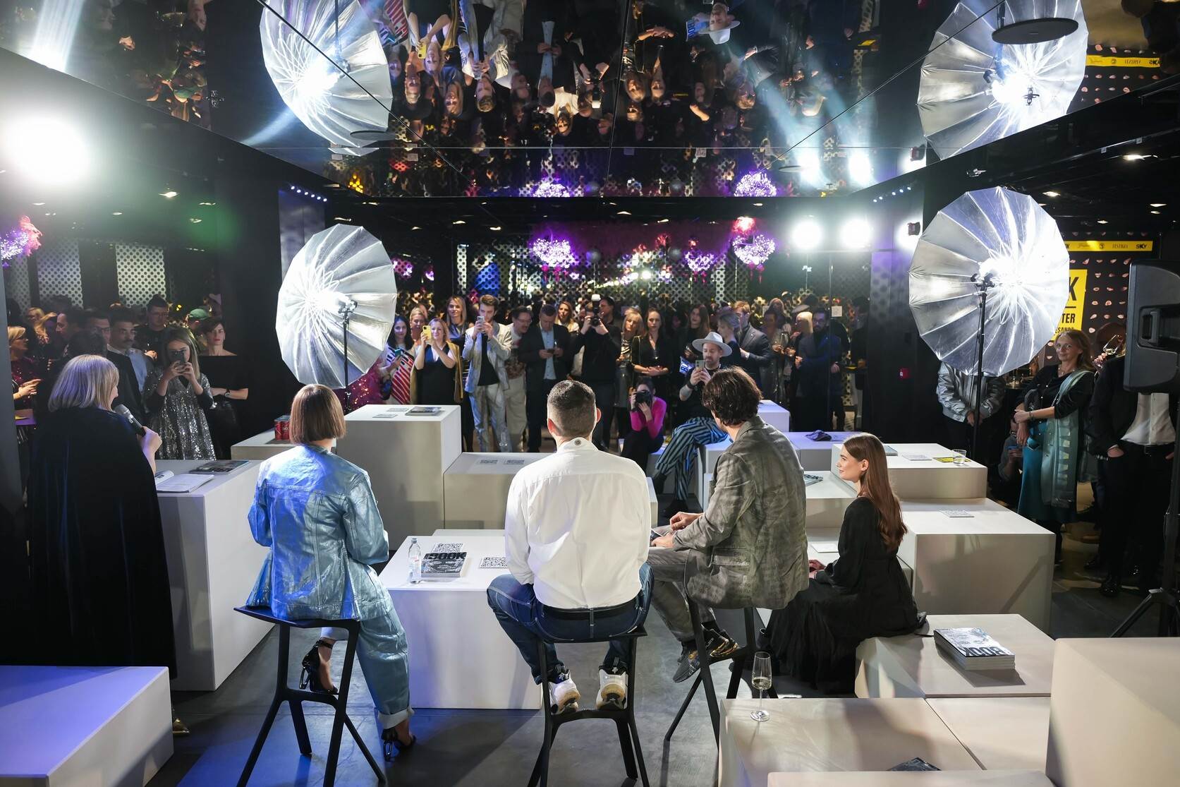 Atmosfera na Storybook partyju u Zonaru