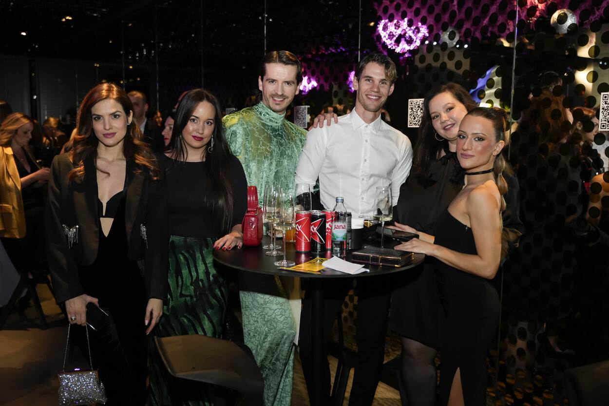 Atmosfera na Storybook partyju u Zonaru