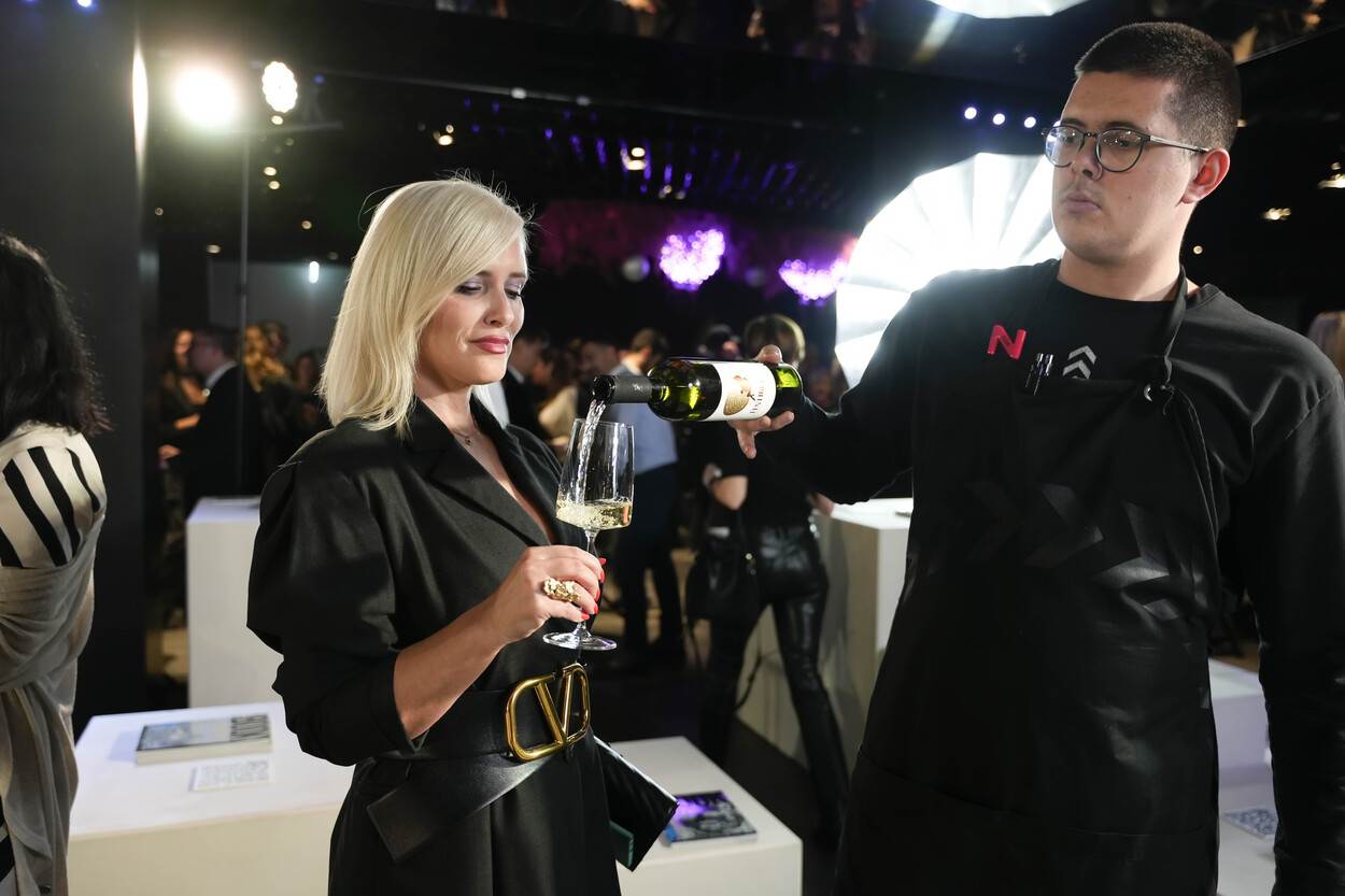 Atmosfera na Storybook partyju u Zonaru