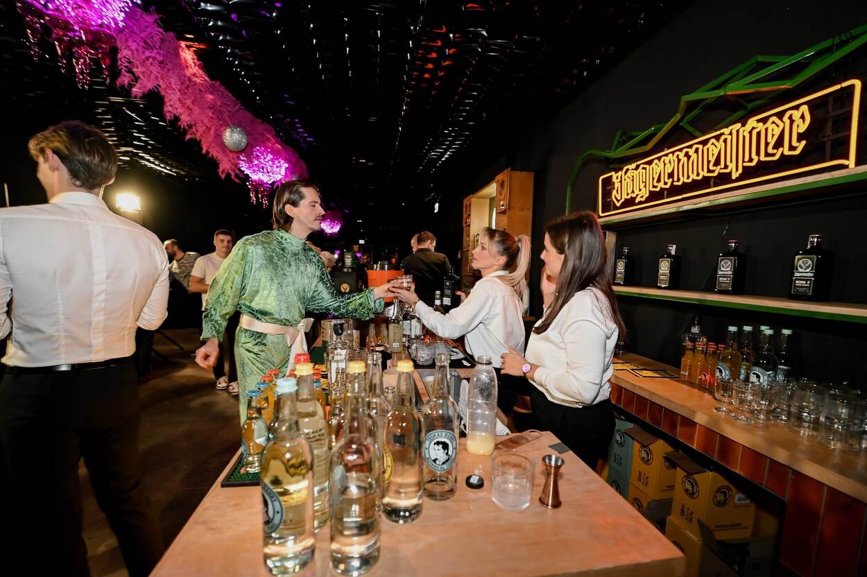 Atmosfera na Storybook partyju u Zonaru