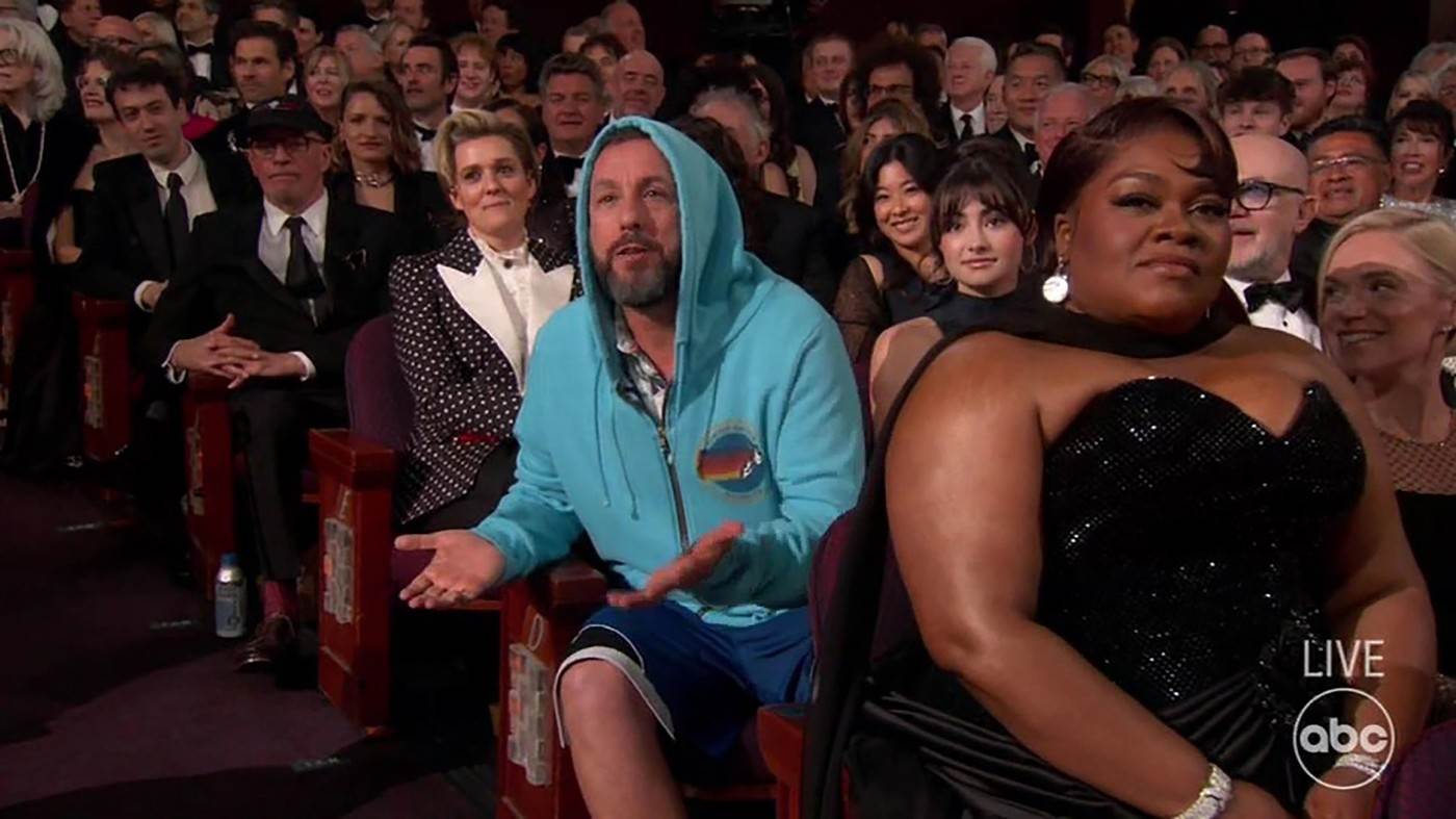 Svi se čude kako živi Adam Sandler