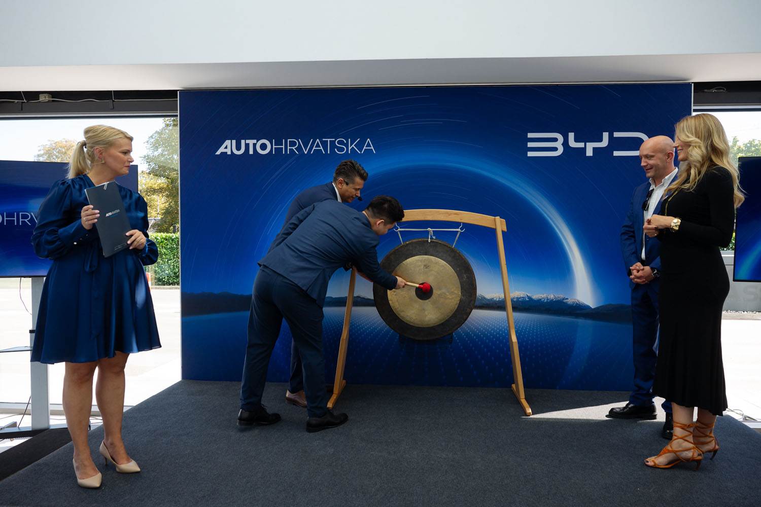 Auto Hrvatska svečano otvorila BYD prodajno-servisni centar u Heinzelovoj 70 u Zagrebu