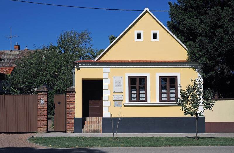 rodna kuca Ivana Kozarca (2).jpg