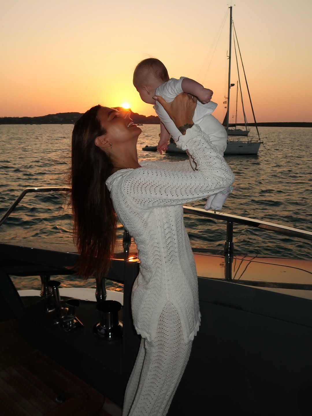 If only I could freeze time 🥹💗.jpg