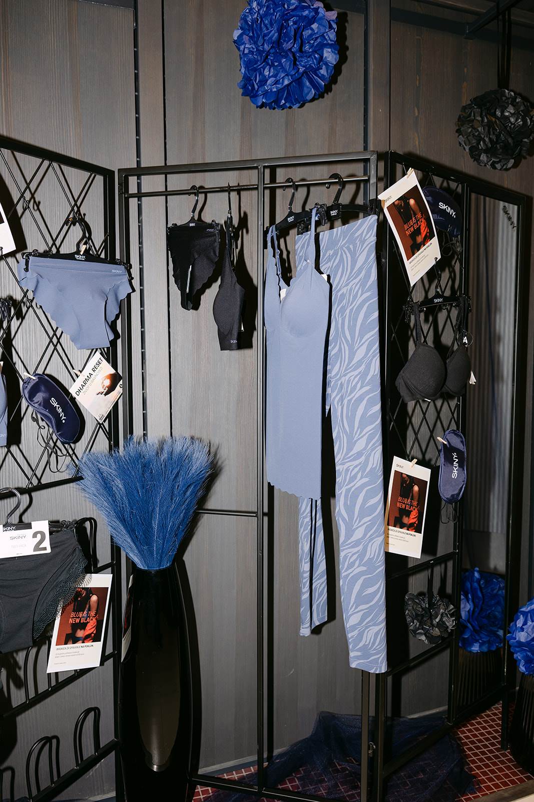 SKINY_4.jpg