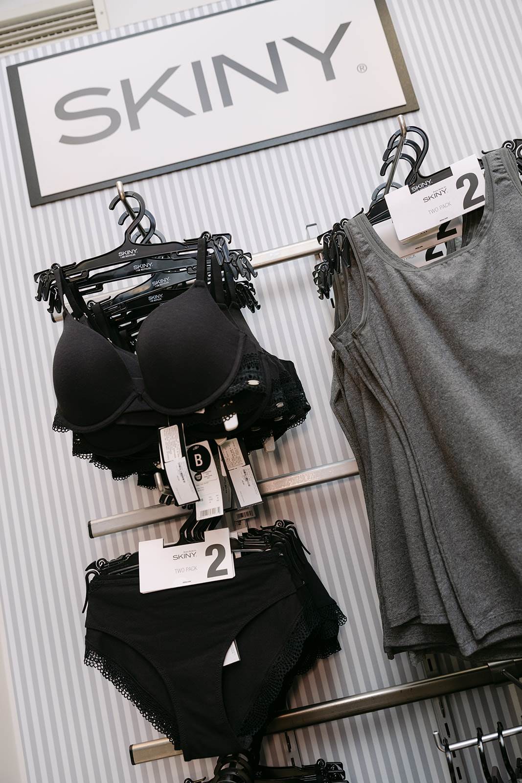 SKINY_24.jpg