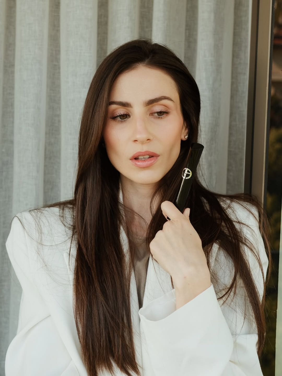 Nova maskara koja podiže baš svaku trepavicu.Novi miris koji traje cijeli dan.Vertigo Lift + Si .jpg