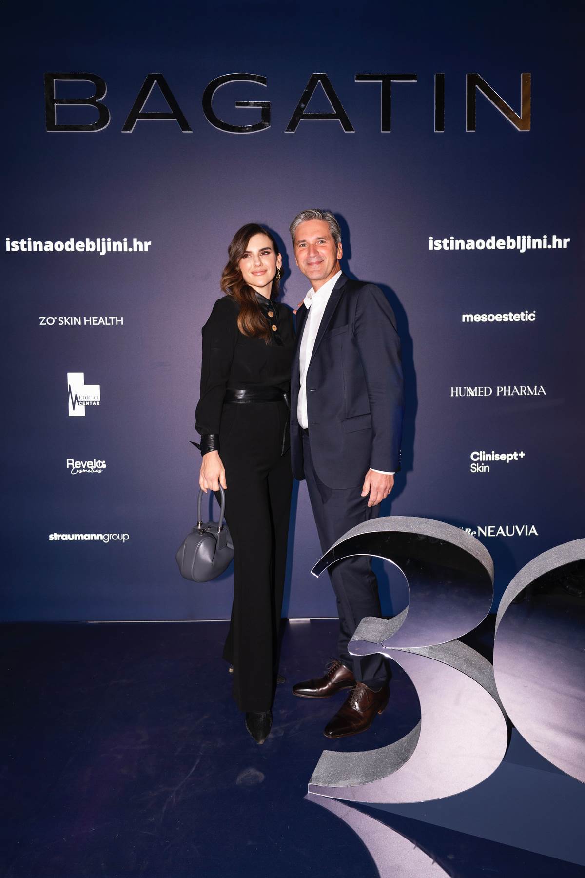 Ana Andabak Volk.jpeg