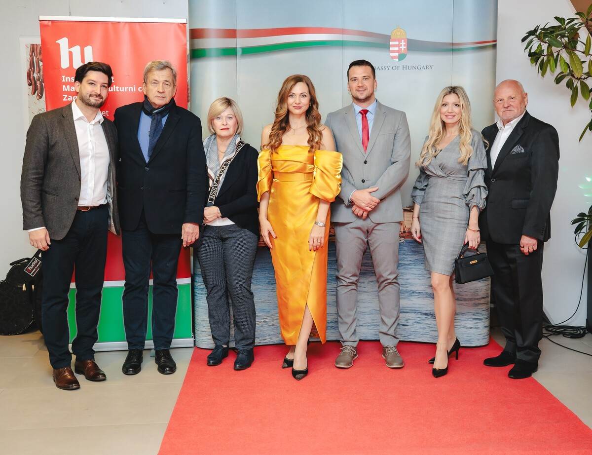 2 Danijel Gašparović, Zdravko Zima sa suprugom, Anna Mladenovics sa suprugom Dejanom, Blanka i Zlatko Mateša.jpeg