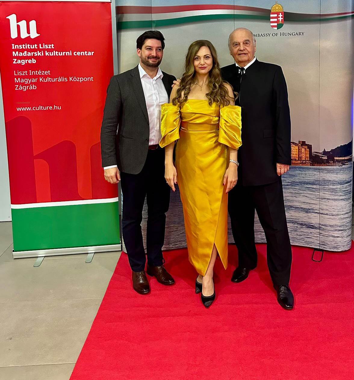 1 Danijel Gašparović, Anna Mladenovics i Zvonko Bogdan.jpeg