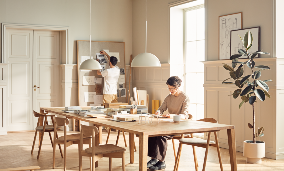 Graceful-Merge-Swing-Aluna-Torch-Frame Away-Unio-Forma.png