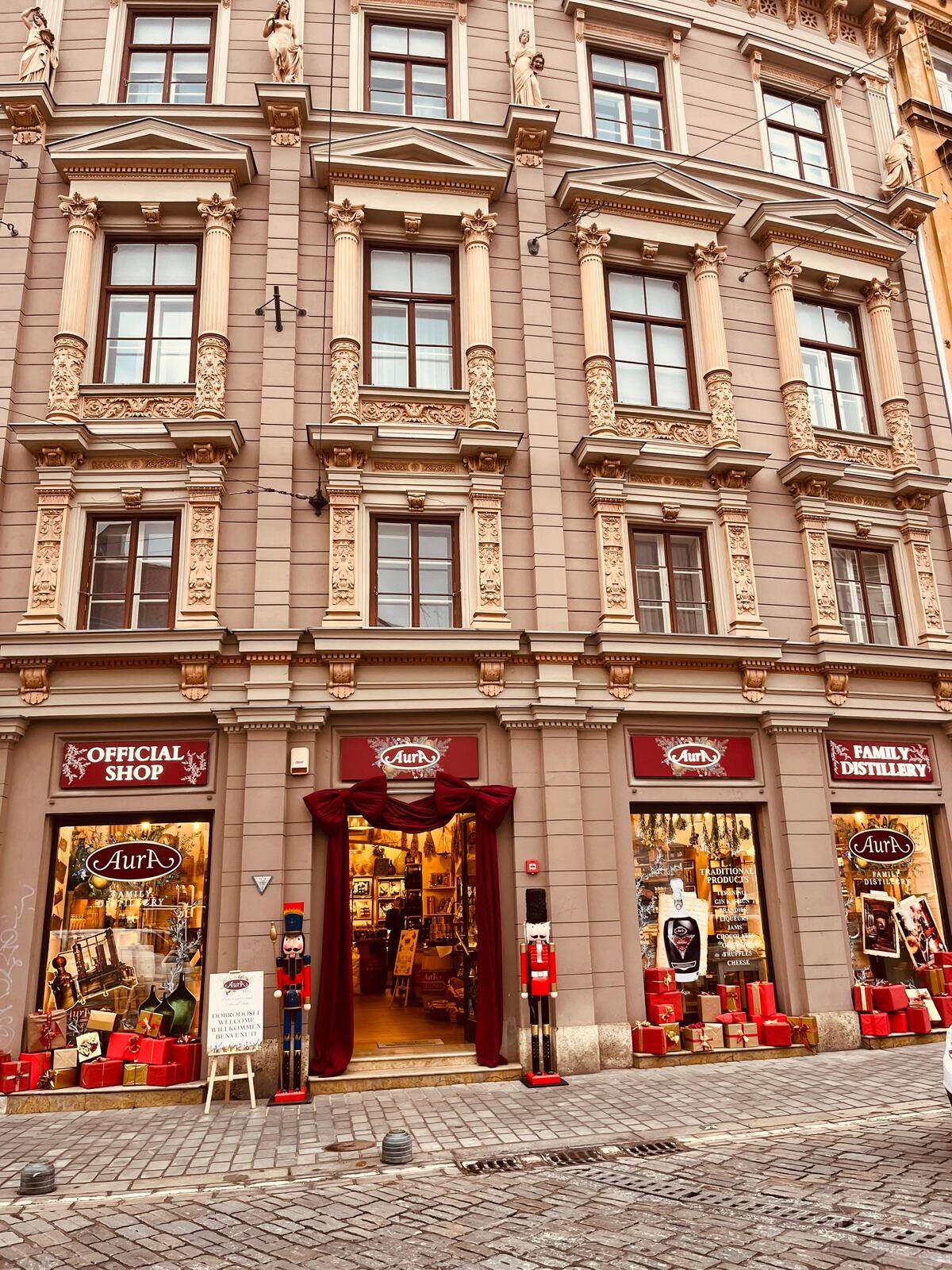 WhatsApp Image 2025-11-23 at 17.07.27.jpeg