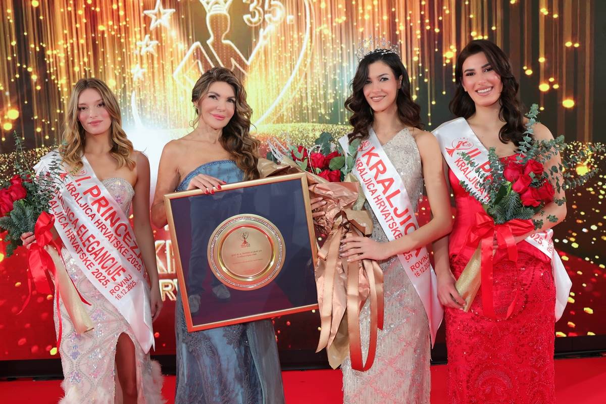 Liv Šumak, Danijela Gračan, Lana Lourdes Rupić i Petra Vuleta.jpg