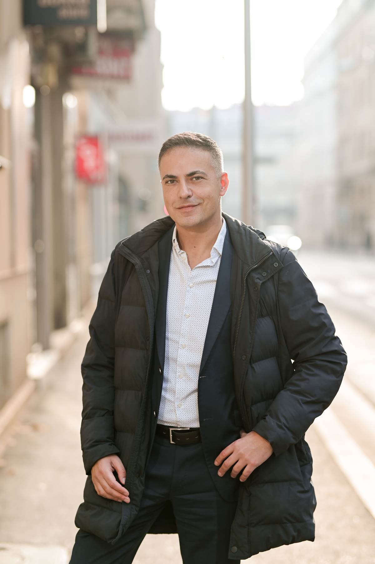 Adrian De Vrgna (15).jpg