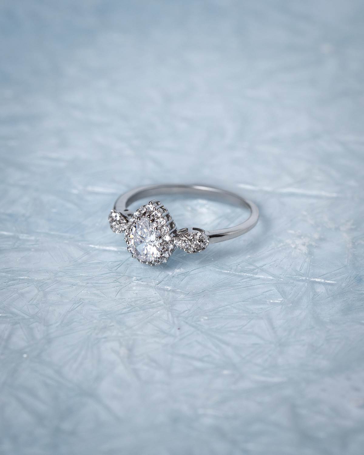 Prahir Xmas product (17).jpg