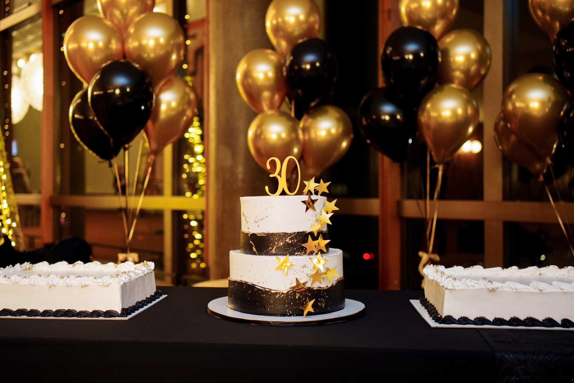 Božićni koncert Ivane i Marije Husar, 30 godina karijere.jpg