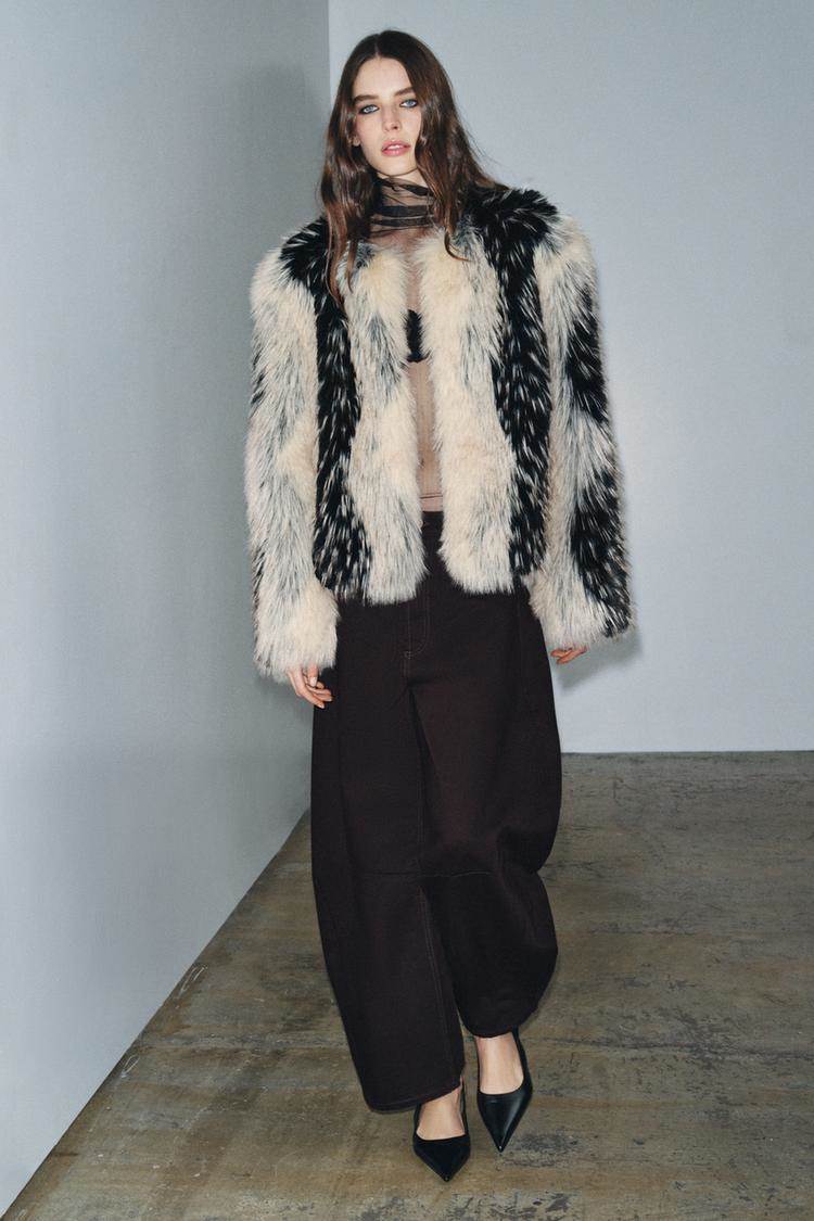 SHORT FAUX FUR COAT ZW COLLECTION/ ZARA/ 69.99 EUR
