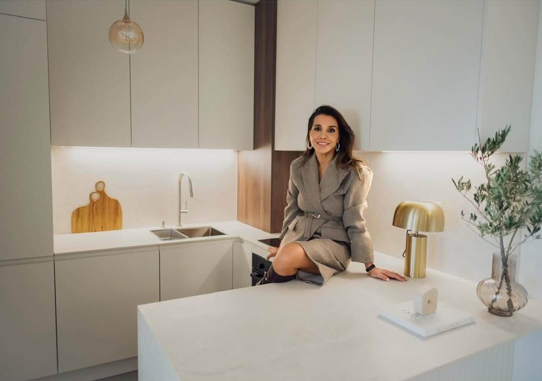 Stigla sam u Split, a sa mnom su stigli orah-barski stolci…S još par detalja koje sam donijela,  (5).jpg