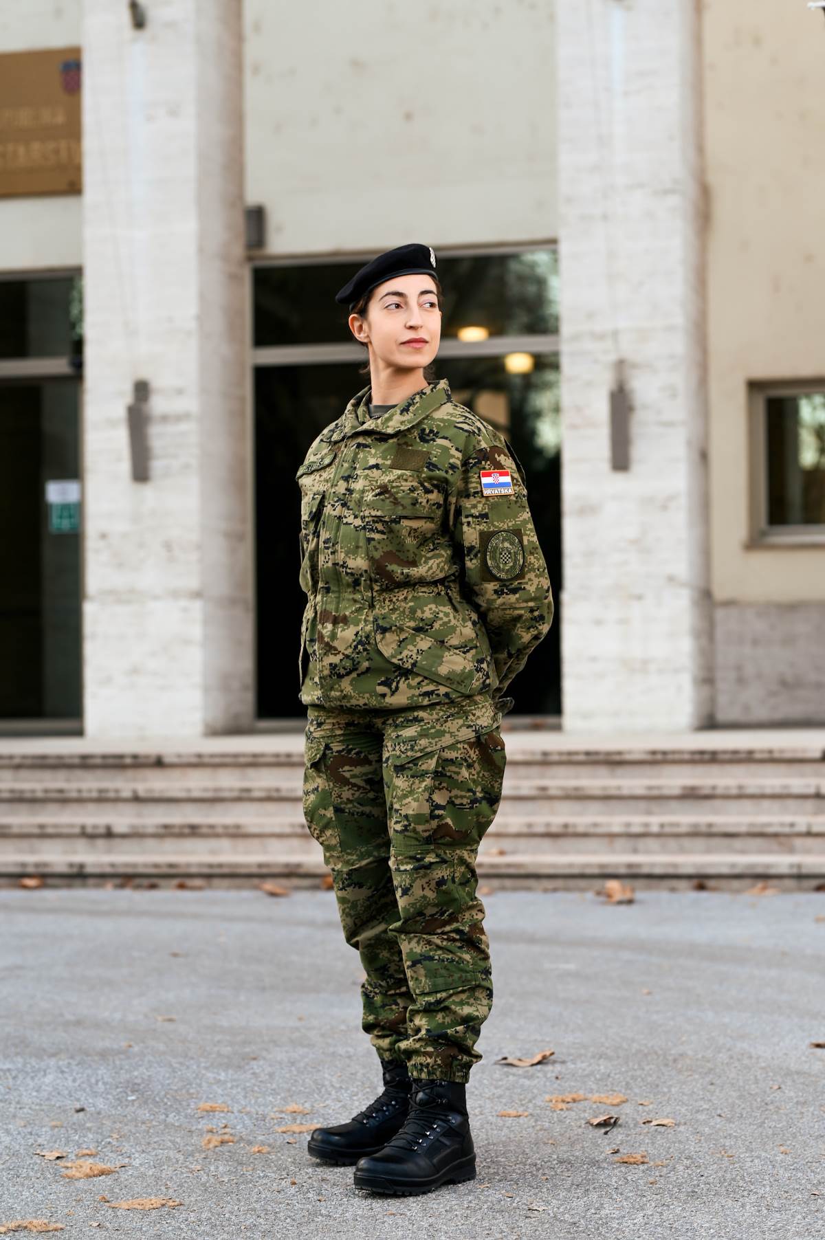 Kristina Grubisa (7).jpg