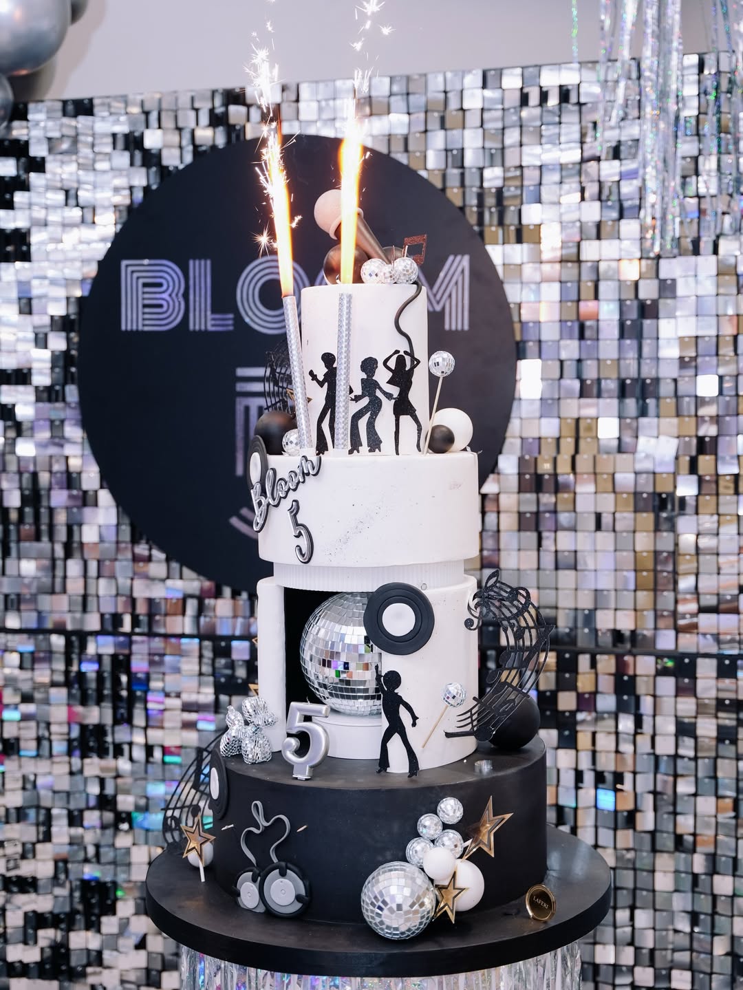 Nek ti je najsretniji 5. rodjendan ljubavi moja najveca 🎂❤️🥰🥳🤩 Ti si najveselije, najsladje  (8).jpg