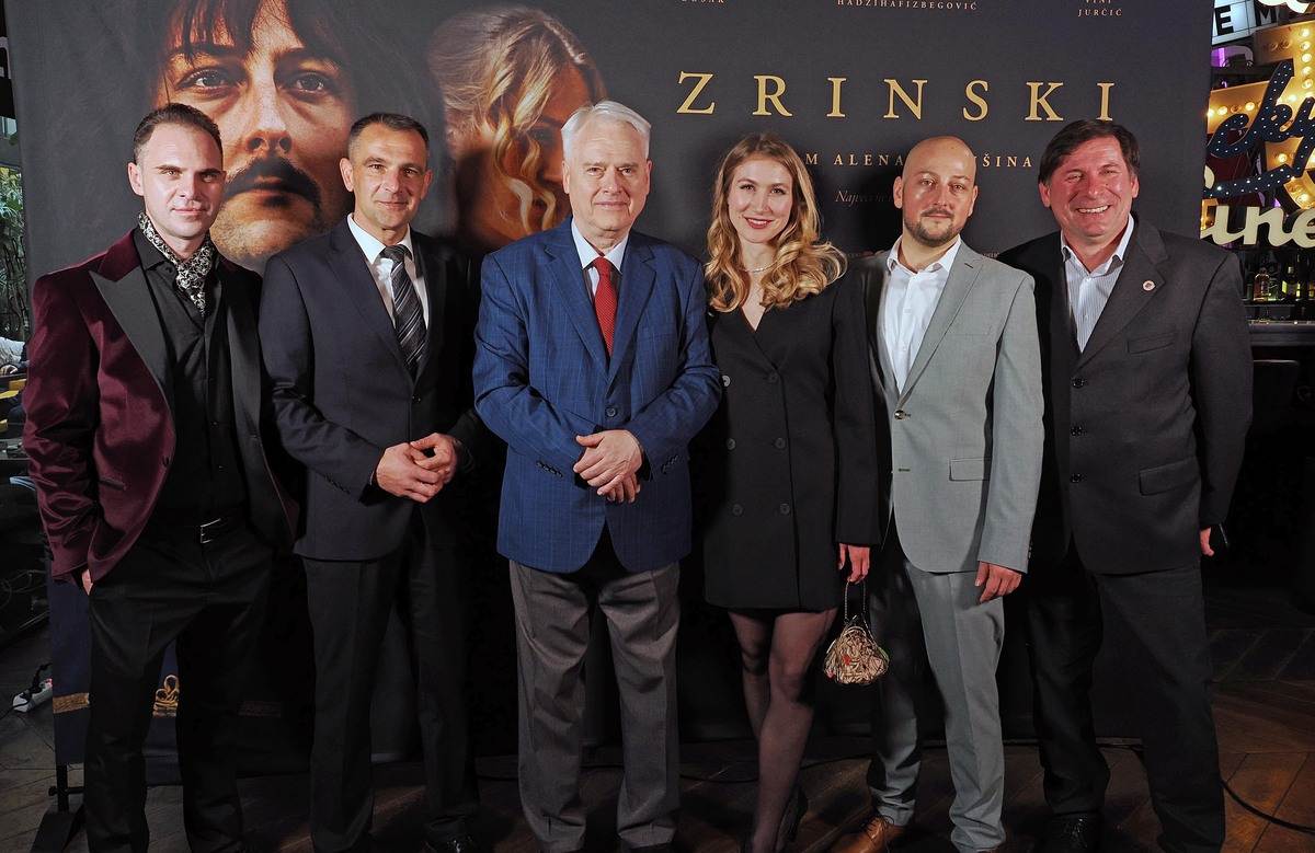 Alen Matusin, Matija Posavec, Ivo Josipovic, Vini Jurcic, Denis Bosak i Rudi Grula.jpg