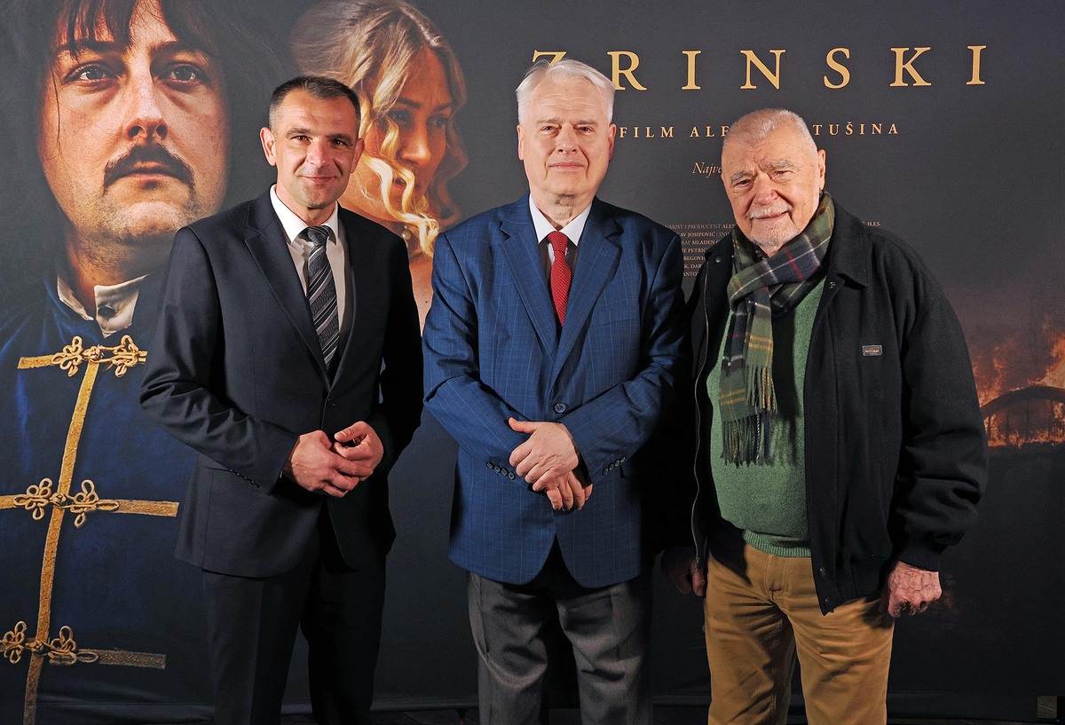 Matija Posavec, Ivo Josipovic i Stjepan Mesic.jpg