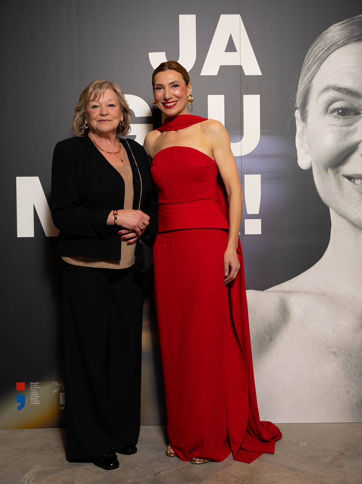 Daria Lorenci Flatz s majkom.jpg