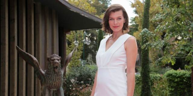 Milla Jovovich za mobitele kaže da su nam poput droge