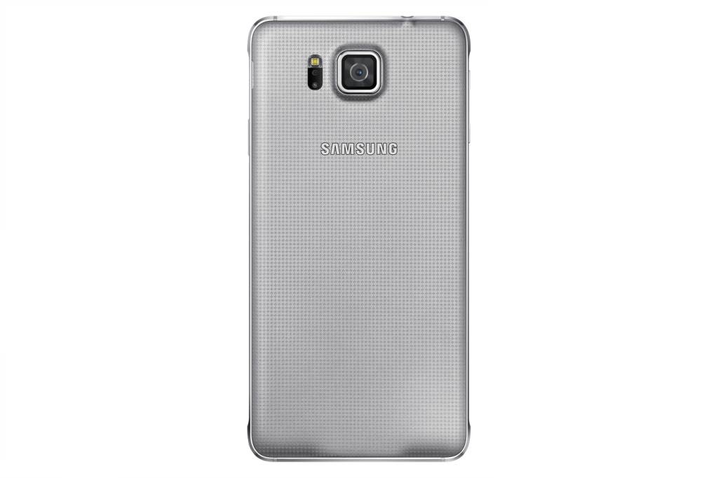 Evolucija dizajna pametnih telefona uz Samsung Galaxy Alpha