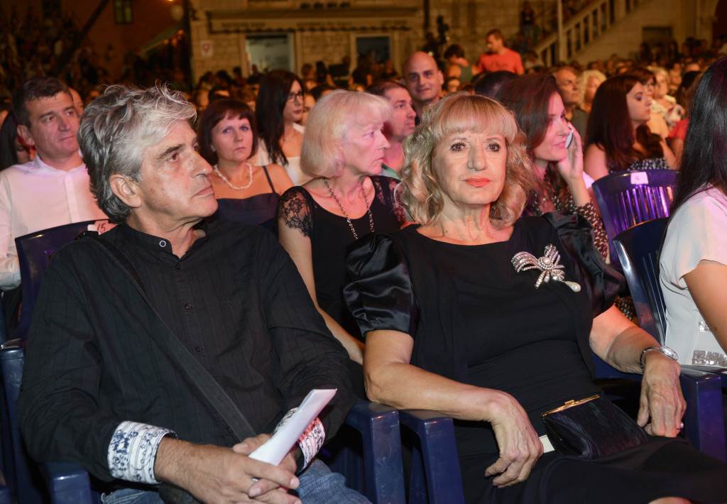 Dalmatinska šansona privukla brojna poznata lica 