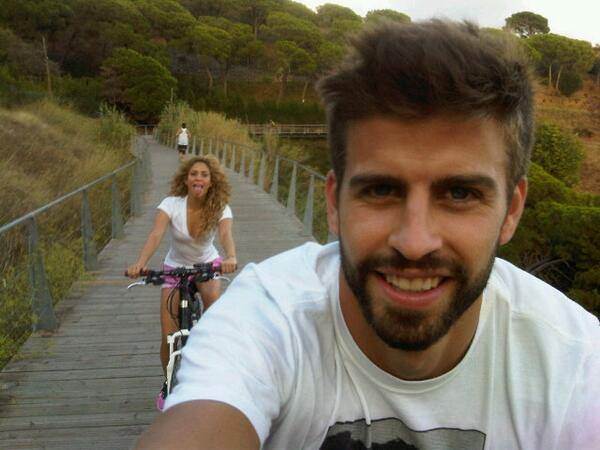 Gerard Pique i Shakira imaju dvoje djece