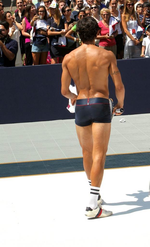 Konačno se skinuo! Rafael Nadal pokazao apolonsko tijelo