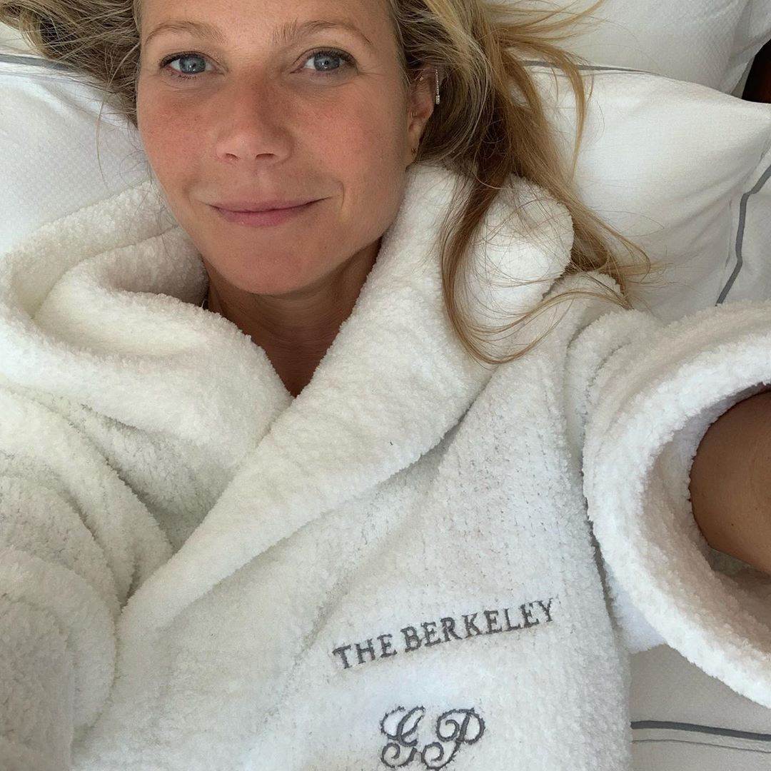 Zašto Jennifer Aniston drži mobitel pet metara od kreveta